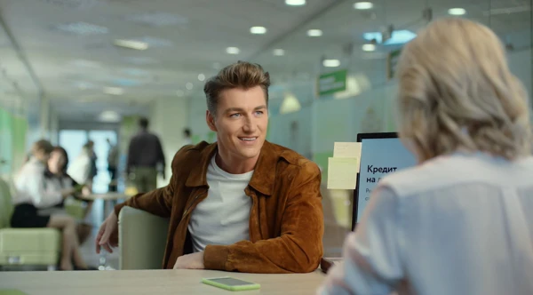 Алексей Воробьёв в рекламном ролике Сбербанка